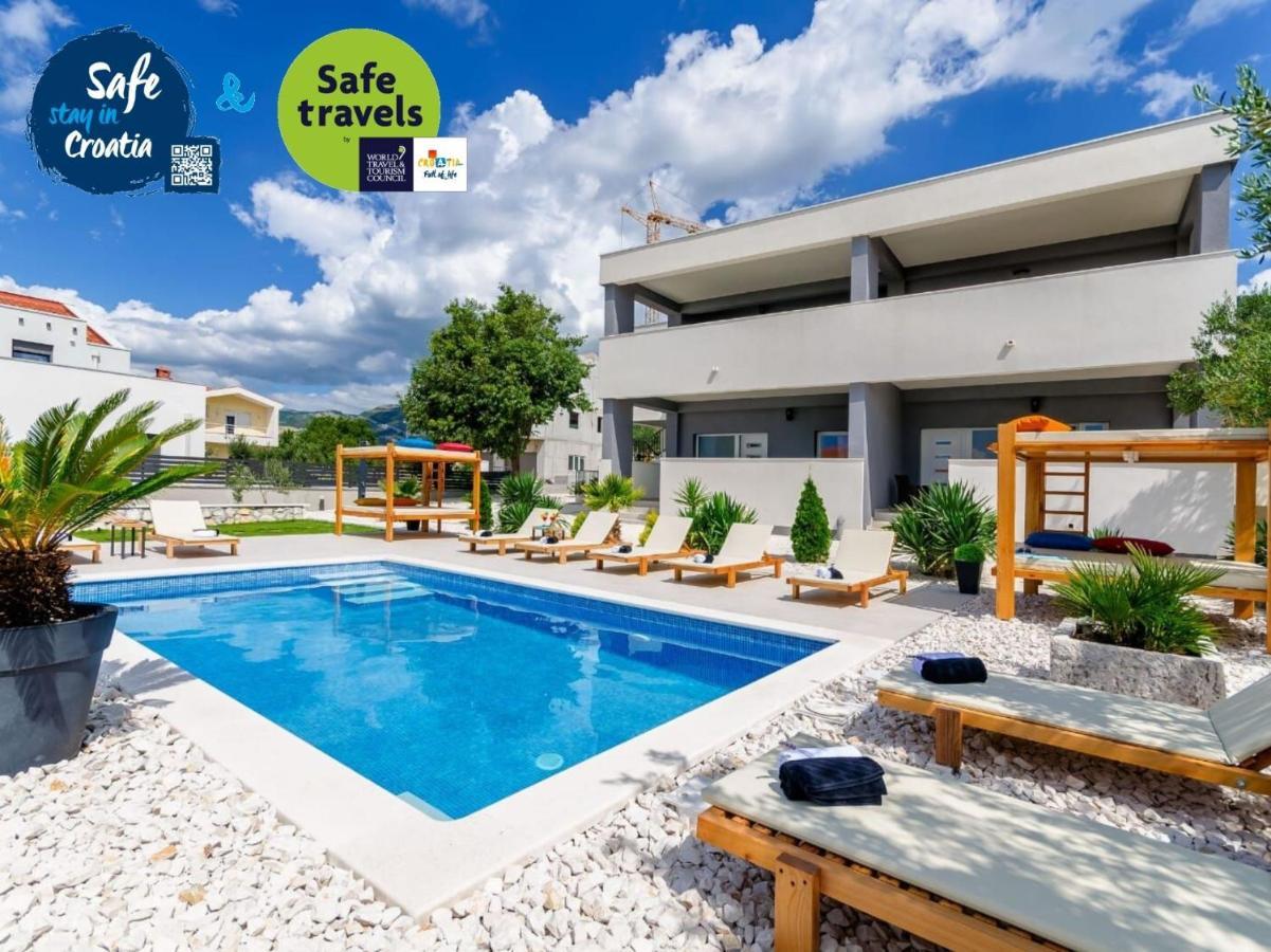Gabriela Apartment Kastela Exterior photo